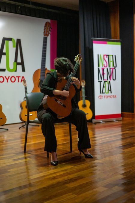 Micaela Núñez actuando